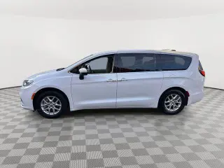 Chrysler Pacifica 2023 Touring L 4dr Mini-Van