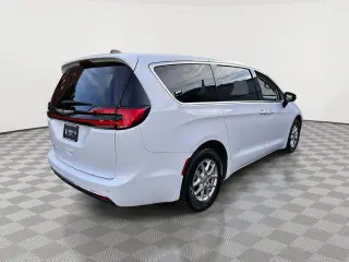 Chrysler Pacifica 2023 Touring L 4dr Mini-Van