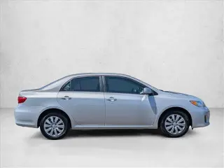 Toyota Corolla 2013 LE 4dr Sedan 4A