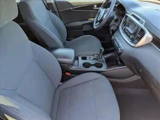 Kia Sorento 2017 AWD LX V6 4dr SUV