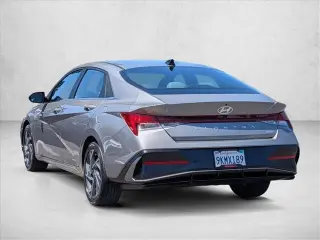 Hyundai ELANTRA Hybrid 2024 Limited 4dr Sedan