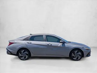 Hyundai ELANTRA Hybrid 2024 Limited 4dr Sedan