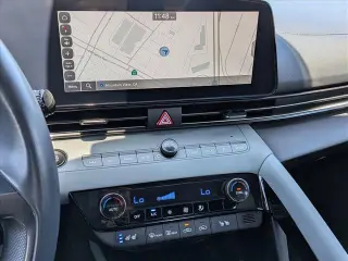 Hyundai ELANTRA Hybrid 2024 Limited 4dr Sedan