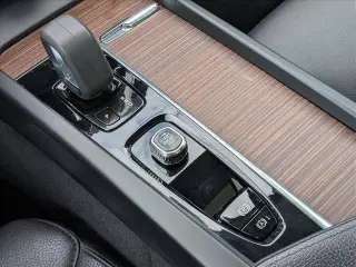Volvo XC60 Recharge 2022 eAWD T8 Inscription Expression 4dr SUV