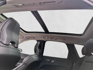 Volvo XC60 Recharge 2022 eAWD T8 Inscription Expression 4dr SUV