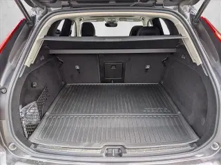 Volvo XC60 Recharge 2022 eAWD T8 Inscription Expression 4dr SUV