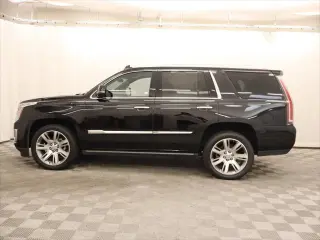 Cadillac Escalade 2017 Premium Luxury 4dr SUV
