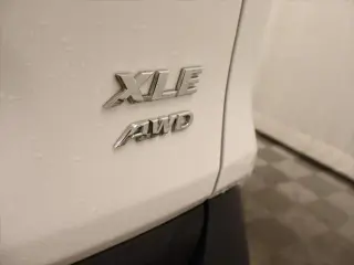 Toyota RAV4 2023 AWD XLE 4dr SUV