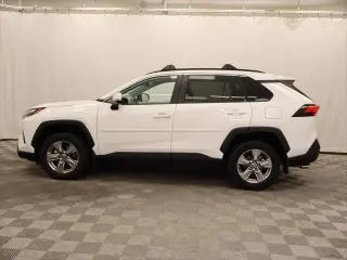 Toyota RAV4 2023 AWD XLE 4dr SUV