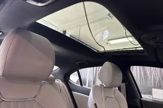 Genesis G70 2023 AWD 2.0T 4dr Sedan