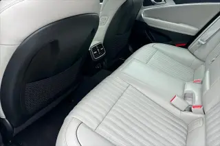 Genesis G70 2023 AWD 2.0T 4dr Sedan