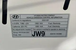 Genesis GV60 2023 AWD Advanced 4dr SUV