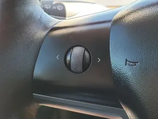 Tesla Model 3 2023 4dr Sedan