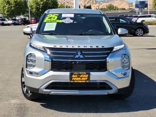 Mitsubishi Outlander 2025 SE 4dr SUV