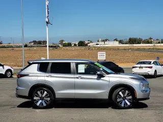 Mitsubishi Outlander 2025 SE 4dr SUV