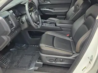 Nissan Pathfinder 2024 SL 4dr SUV