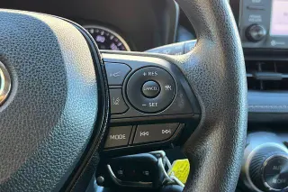 Toyota RAV4 Hybrid 2021 AWD LE 4dr SUV