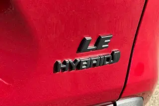 Toyota RAV4 Hybrid 2021 AWD LE 4dr SUV
