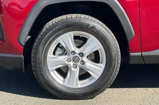 Toyota RAV4 Hybrid 2021 AWD LE 4dr SUV