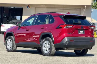 Toyota RAV4 Hybrid 2021 AWD LE 4dr SUV