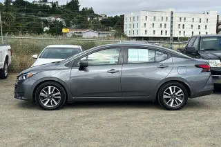 Nissan Versa 2023 SV 4dr Sedan
