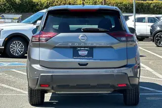 Nissan Rogue 2024 S 4dr Crossover