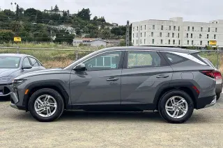 Hyundai TUCSON 2025 SE 4dr SUV