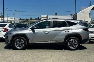 Hyundai TUCSON 2025 SEL 4dr SUV
