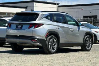 Hyundai TUCSON 2025 SEL 4dr SUV
