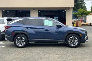 Hyundai TUCSON 2025 SEL 4dr SUV