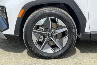 Hyundai TUCSON 2025 SEL 4dr SUV