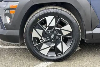 Hyundai KONA 2024 SEL 4dr Crossover