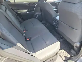 Toyota RAV4 Hybrid 2020 AWD LE 4dr SUV