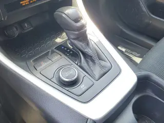Toyota RAV4 Hybrid 2020 AWD LE 4dr SUV