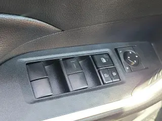 Toyota RAV4 Hybrid 2020 AWD LE 4dr SUV