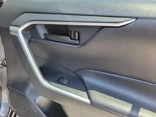 Toyota RAV4 Hybrid 2020 AWD LE 4dr SUV