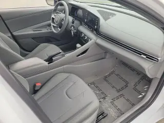 Hyundai ELANTRA 2025 SE 4dr Sedan