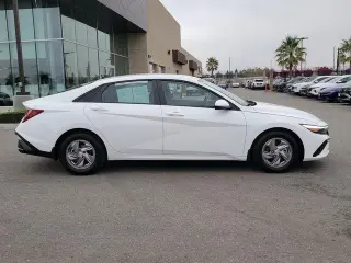 Hyundai ELANTRA 2025 SE 4dr Sedan