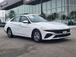 Hyundai ELANTRA 2025 SE 4dr Sedan