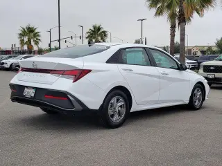 Hyundai ELANTRA 2025 SE 4dr Sedan