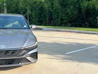 Hyundai ELANTRA Hybrid 2025 Limited 4dr Sedan