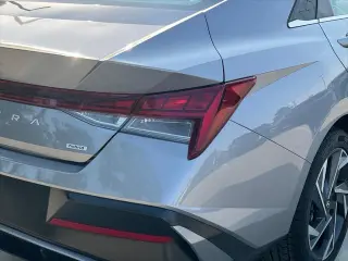 Hyundai ELANTRA Hybrid 2025 Limited 4dr Sedan