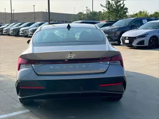 Hyundai ELANTRA Hybrid 2025 Limited 4dr Sedan