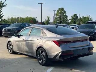 Hyundai ELANTRA Hybrid 2025 Limited 4dr Sedan