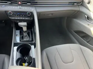 Hyundai ELANTRA 2025 SEL Convenience 4dr Sedan