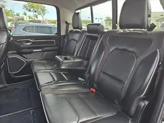 Ram 1500 2022 4x2 Laramie 4dr Crew Cab 5.6 ft. SB Pickup