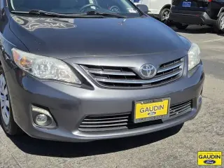 Toyota Corolla 2013 S 4dr Sedan 5M