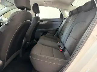 Kia Forte 2021 FE 4dr Sedan 6M