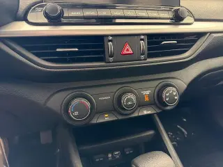 Kia Forte 2021 FE 4dr Sedan 6M