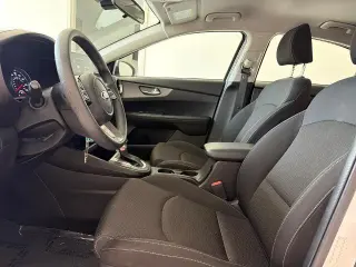 Kia Forte 2021 FE 4dr Sedan 6M